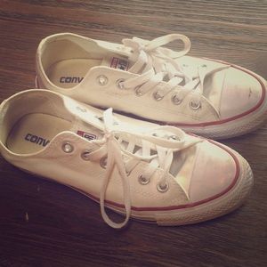 Woman’s All Star Converse